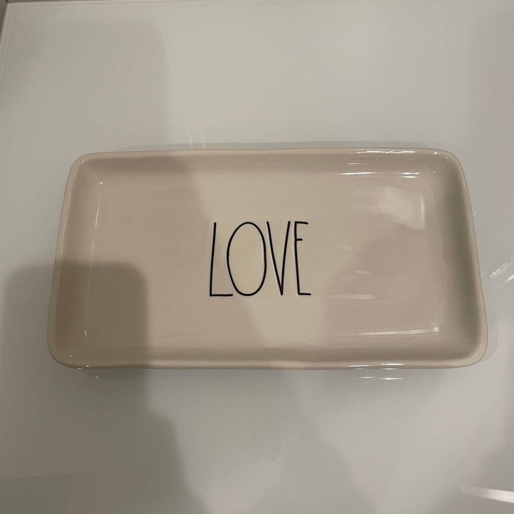 Rae Dunn love tray/plate